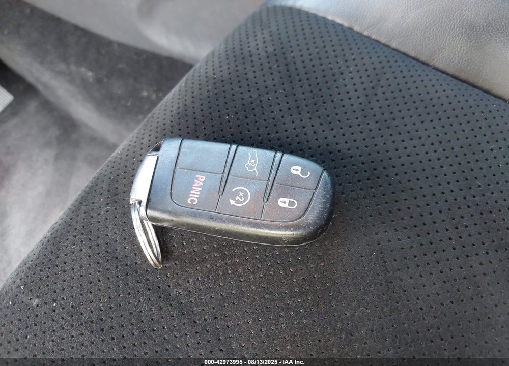 2015 JEEP GRAND CHEROKEE VIN: 1C4RJFAG9FC121765