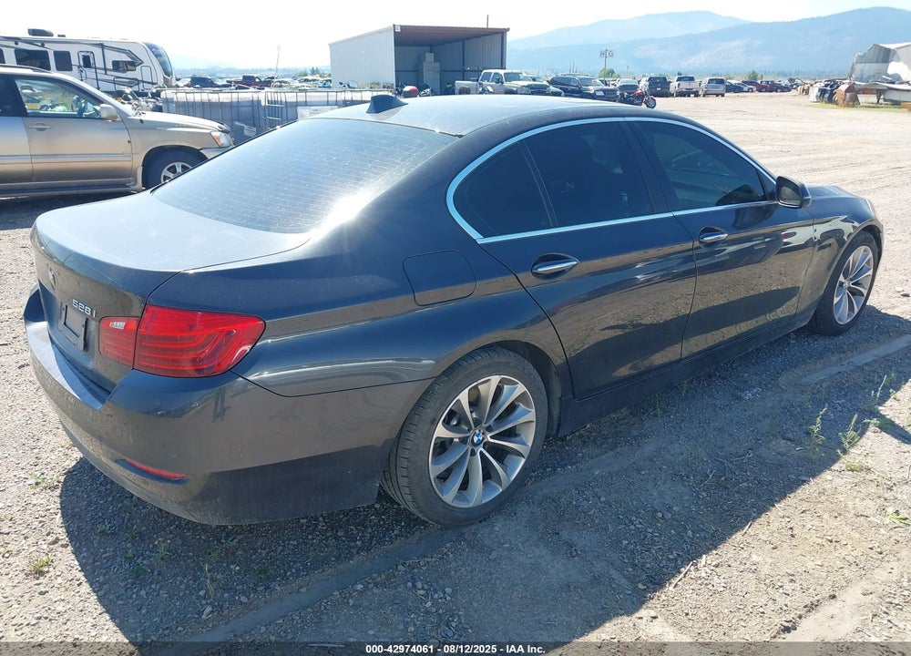 2016 BMW 5 SERIES VIN: WBA5A5C51GG352851