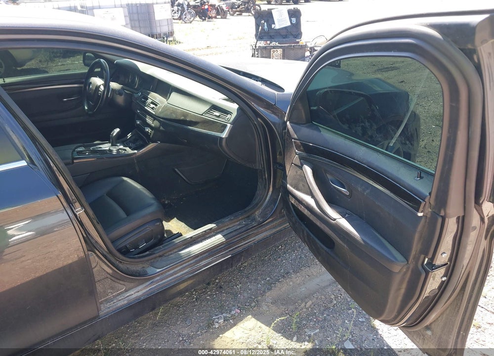 2016 BMW 5 SERIES VIN: WBA5A5C51GG352851