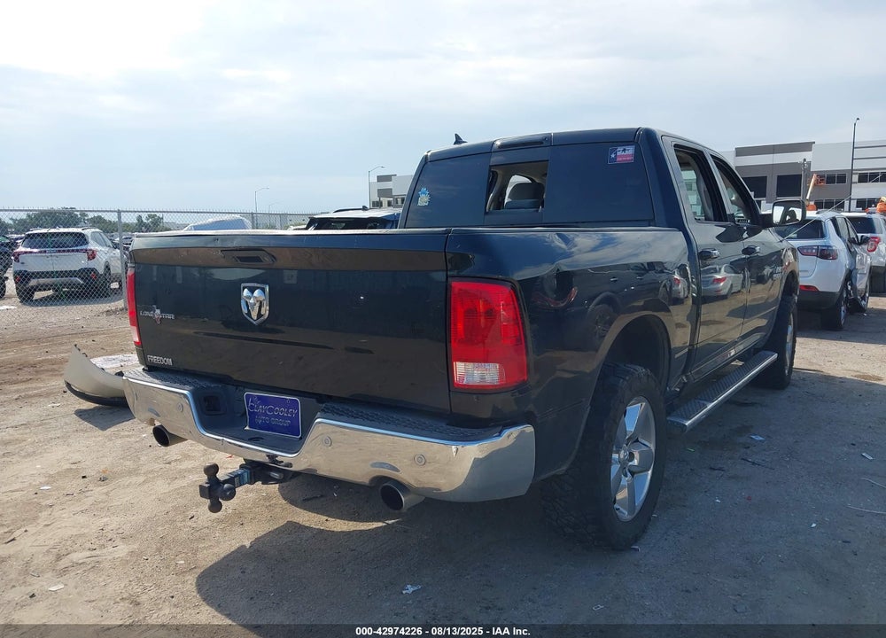 2016 RAM 1500 VIN: 1C6RR6LM8GS361657