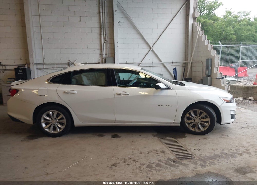 2022 CHEVROLET MALIBU VIN: 1G1ZD5ST5NF140882