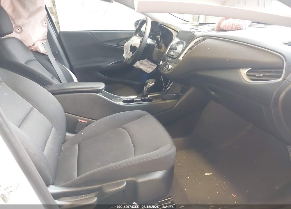 2022 CHEVROLET MALIBU VIN: 1G1ZD5ST5NF140882