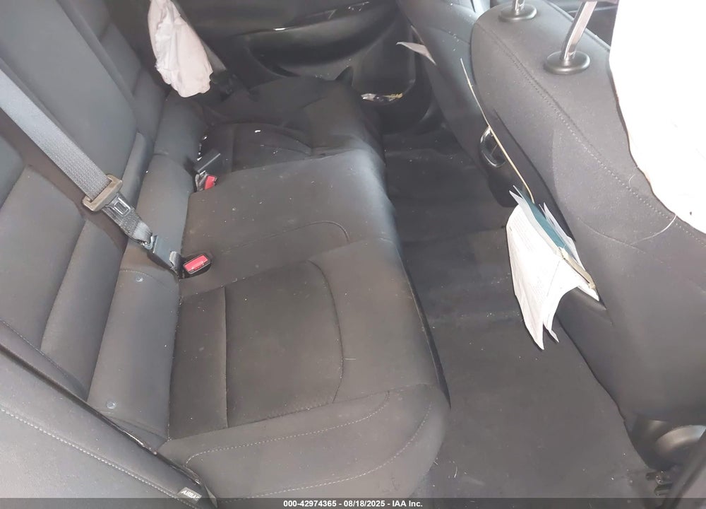 2022 CHEVROLET MALIBU VIN: 1G1ZD5ST5NF140882