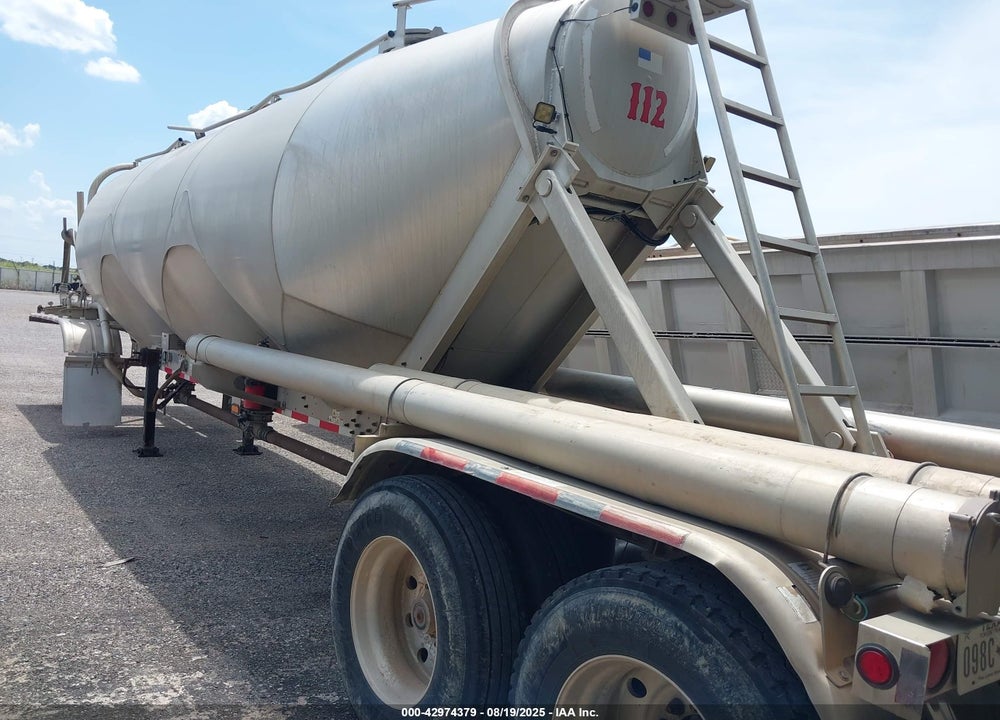 2012 TRAILER HEIL CO TANK SEMI VIN: 5HTSN4224C5T38553