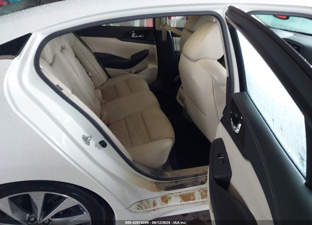 2022 NISSAN MAXIMA VIN: 1N4AA6FV4NC501587