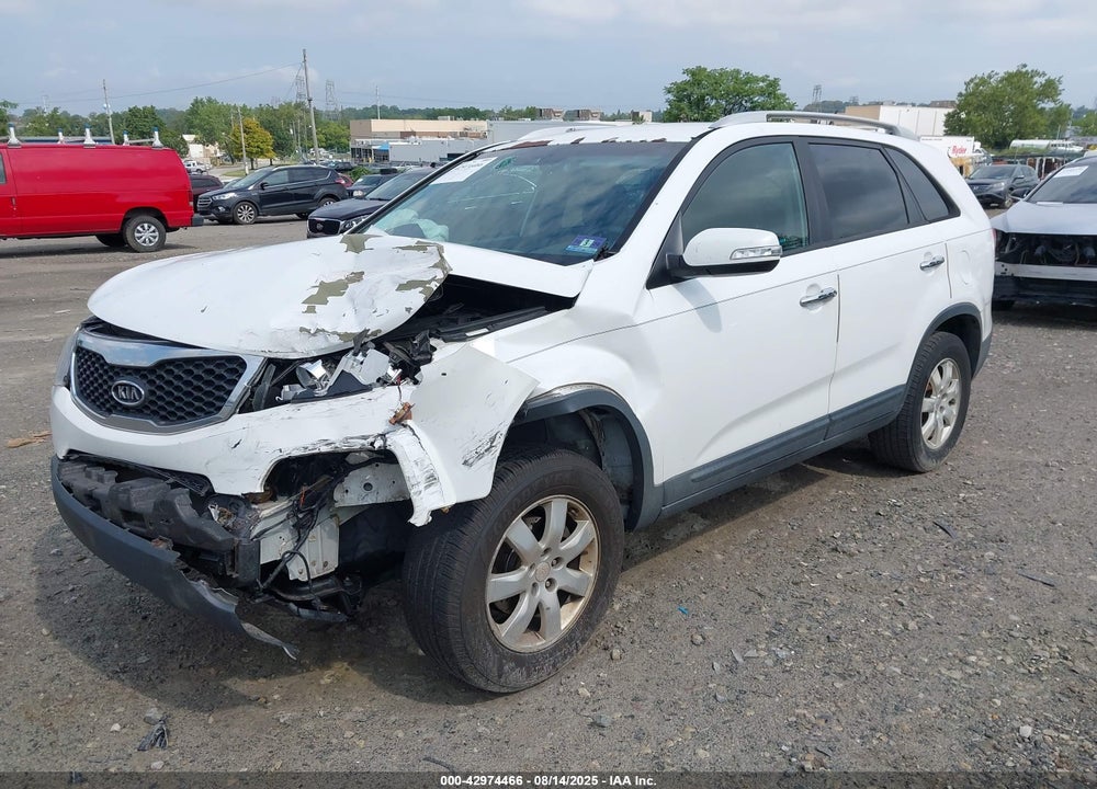 2011 KIA SORENTO VIN: 5XYKT3A16BG099459
