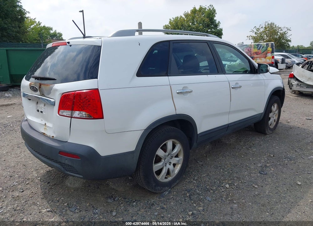 2011 KIA SORENTO VIN: 5XYKT3A16BG099459