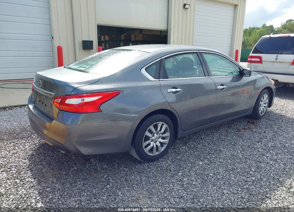 2017 NISSAN ALTIMA VIN: 1N4AL3AP2HN349450