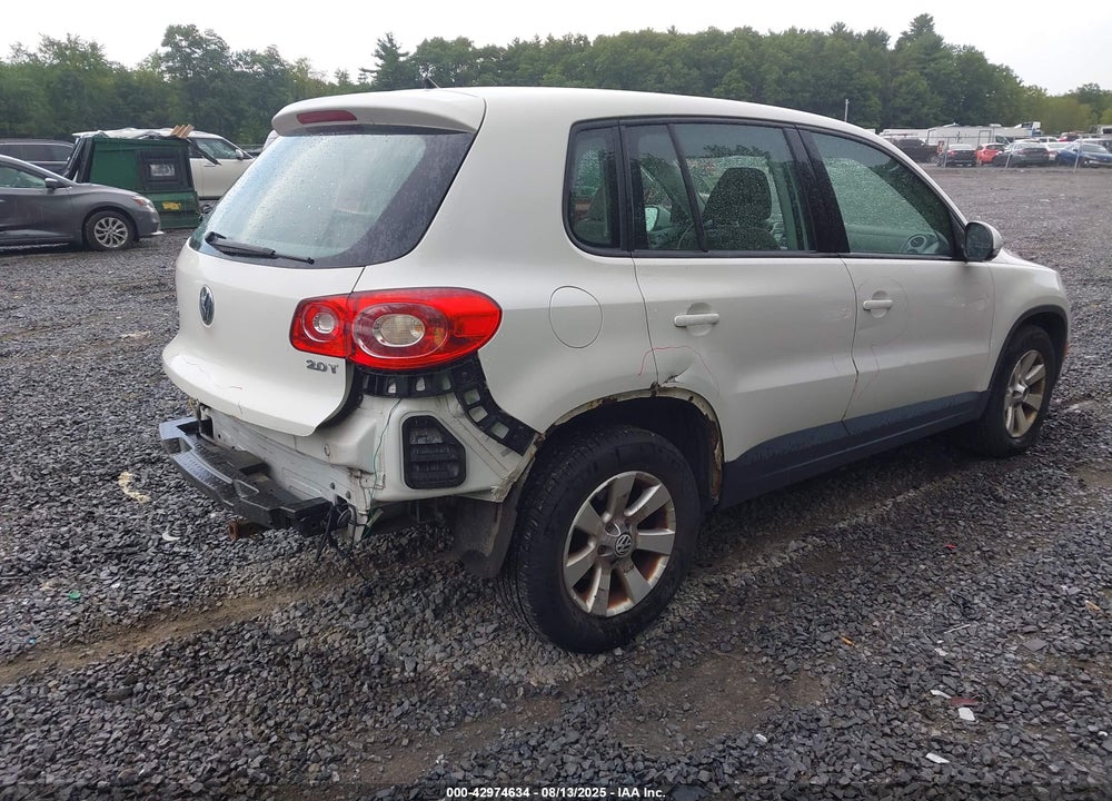 2009 VOLKSWAGEN TIGUAN VIN: WVGAV75NX9W003996