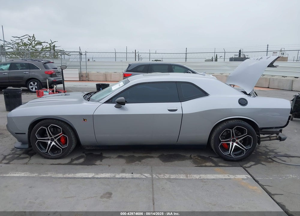 2016 DODGE CHALLENGER VIN: 2C3CDZFJ2GH240330