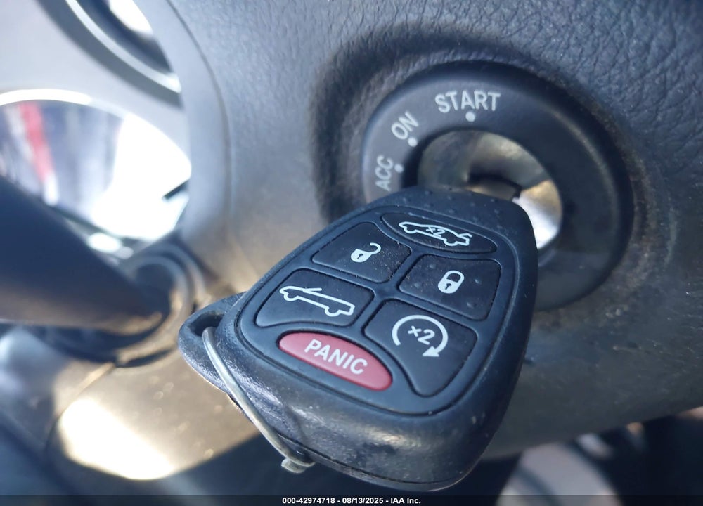 2014 CHRYSLER 200 VIN: 1C3BCBGG8EN153609