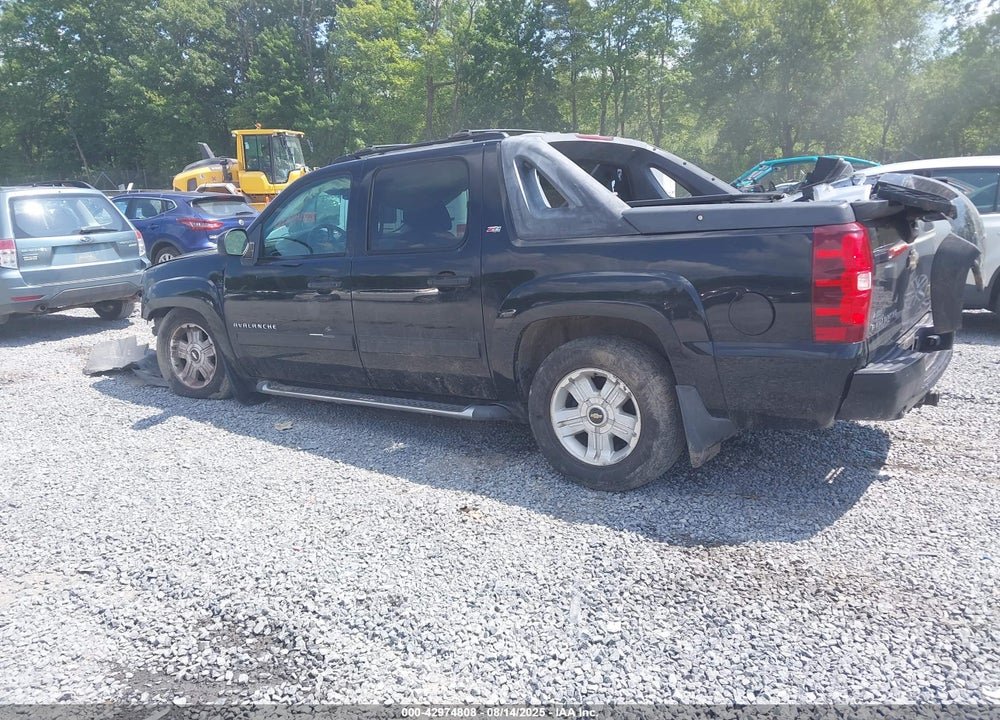 2011 CHEVROLET AVALANCHE VIN: 3GNTKFE31BG132803