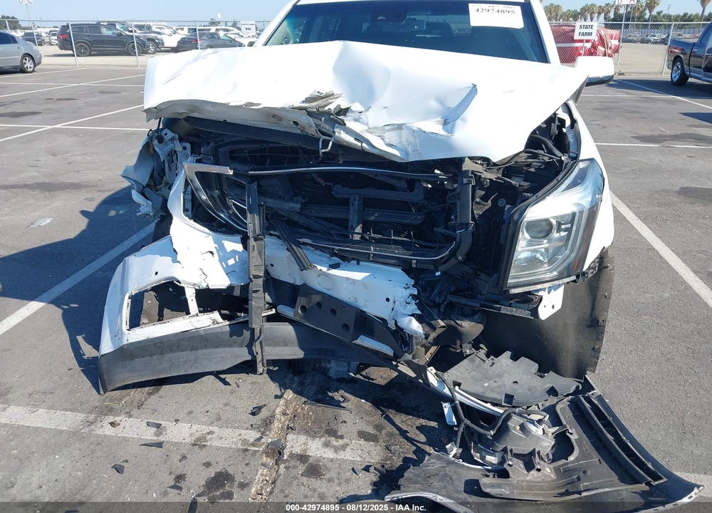 2018 GMC YUKON XL VIN: 1GKS1GKC7JR347798