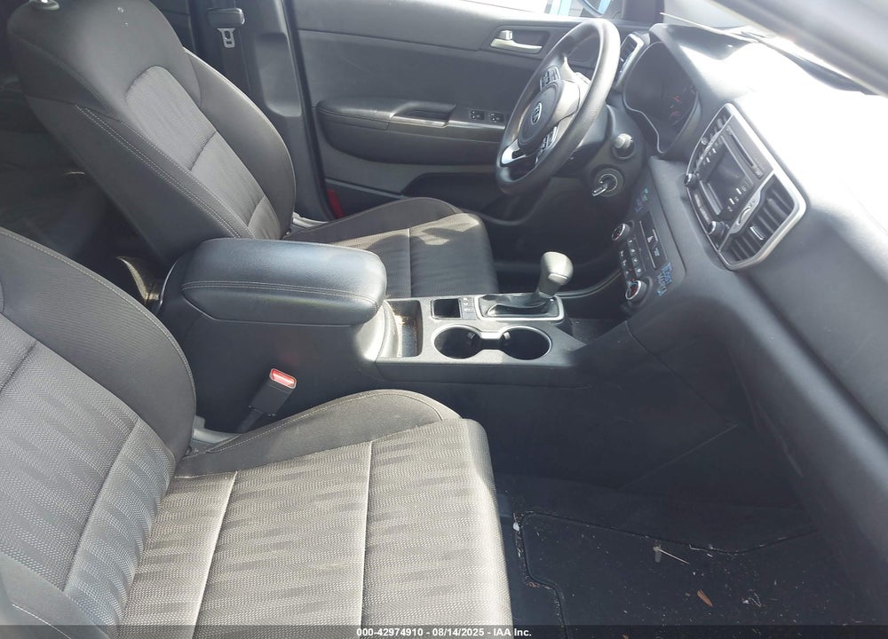 2019 KIA SPORTAGE VIN: KNDPMCAC1K7564912