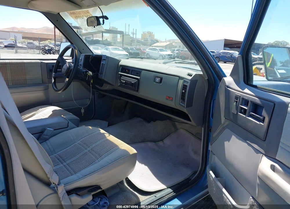 1992 GMC S15 JIMMY VIN: 1GKDT13Z6N2513570