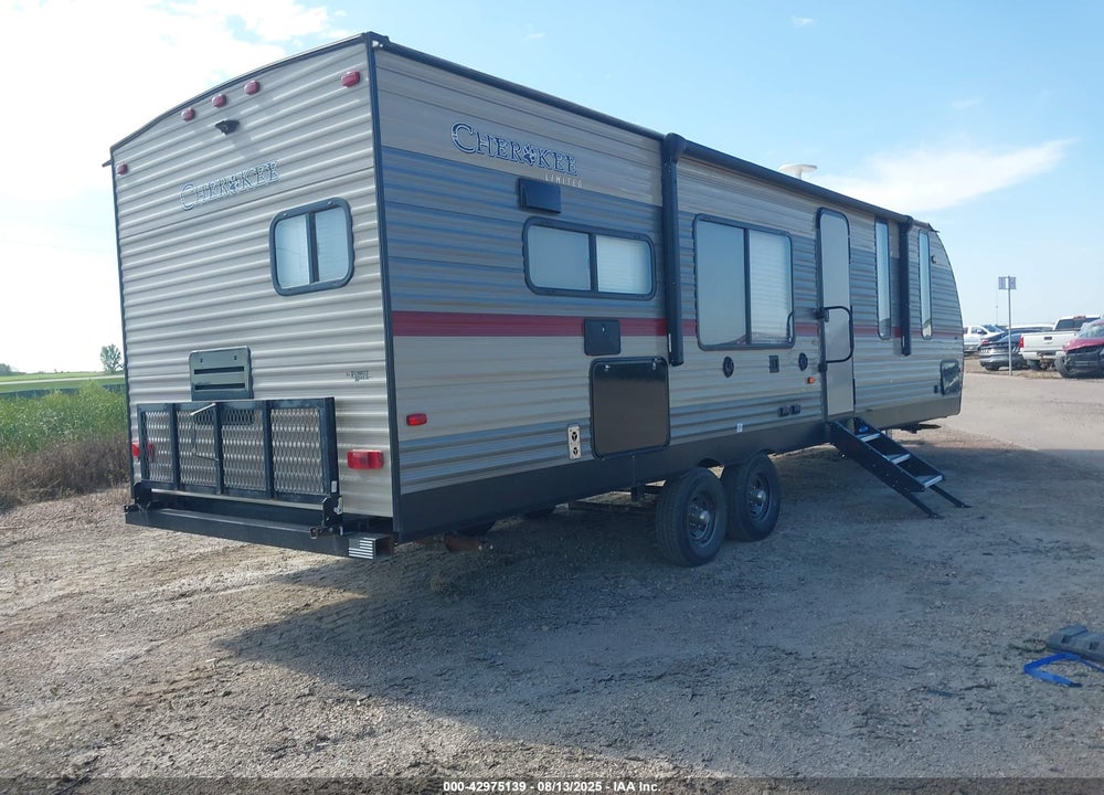 2019 CHEROKEE GREY WOLF 274RK VIN: 4X4TCKC24KX137122