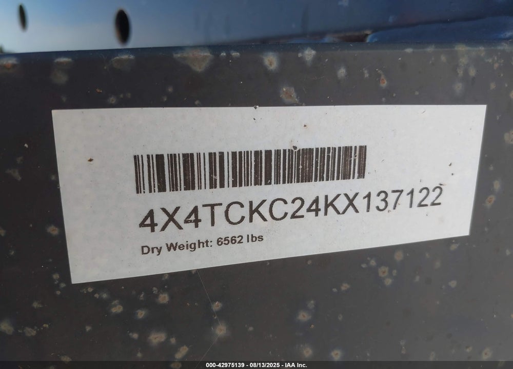 2019 CHEROKEE GREY WOLF 274RK VIN: 4X4TCKC24KX137122