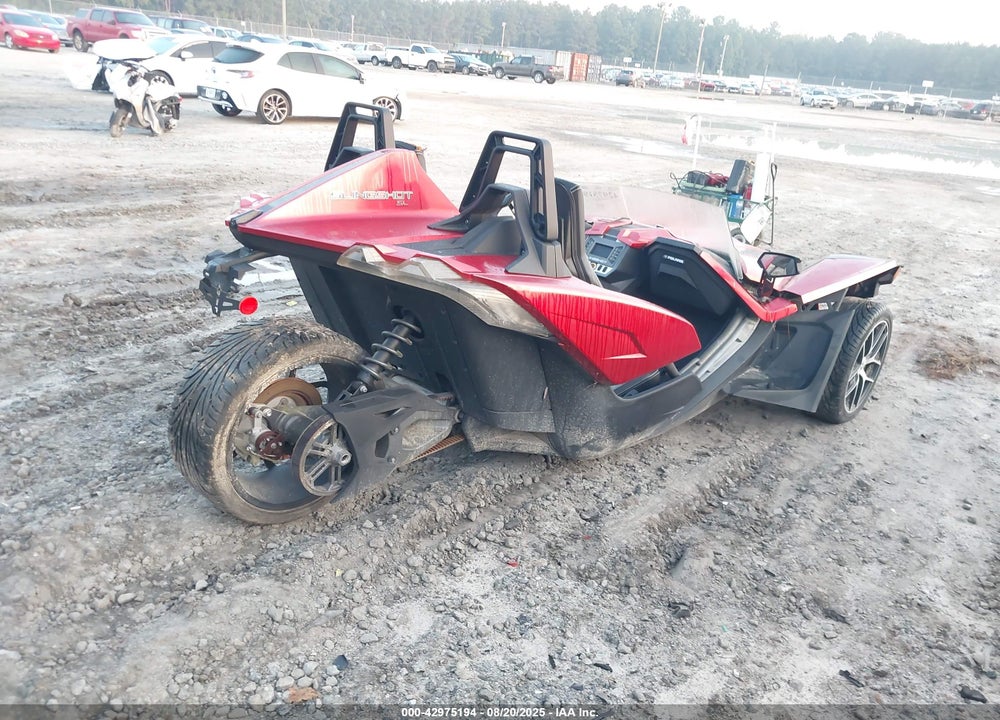 2017 POLARIS SLINGSHOT SL VIN: 57XAAPFA6H8121176