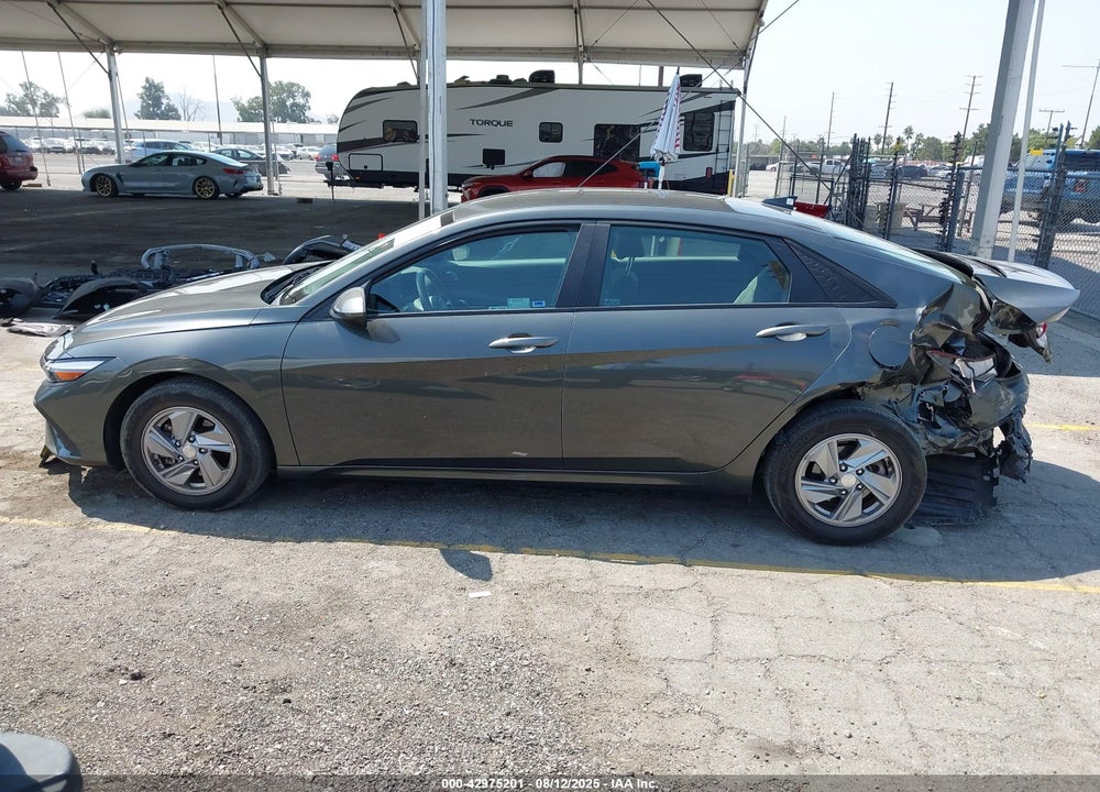 2024 HYUNDAI ELANTRA SE VIN: KMHLL4DG4RU663110