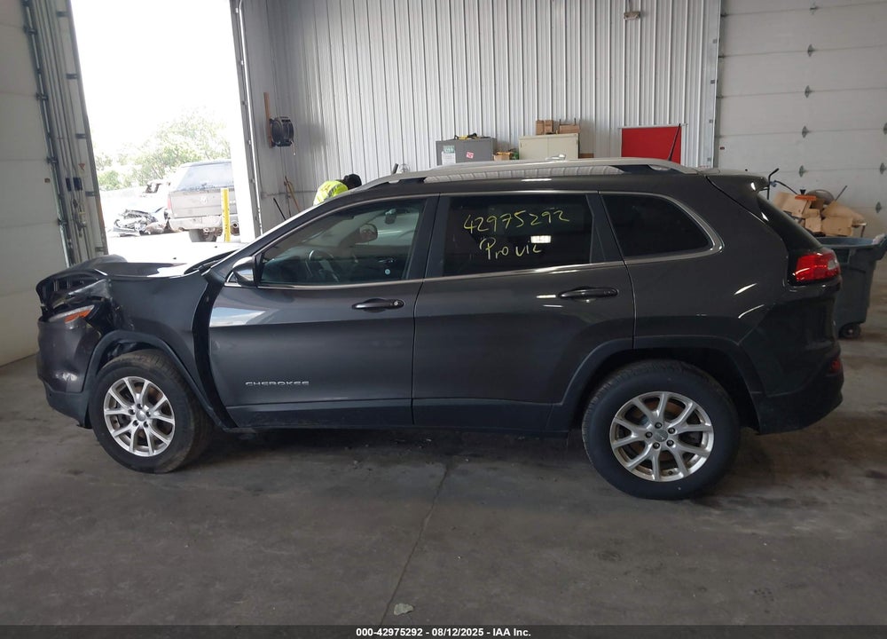 2017 JEEP CHEROKEE VIN: 1C4PJMCB7HW531236