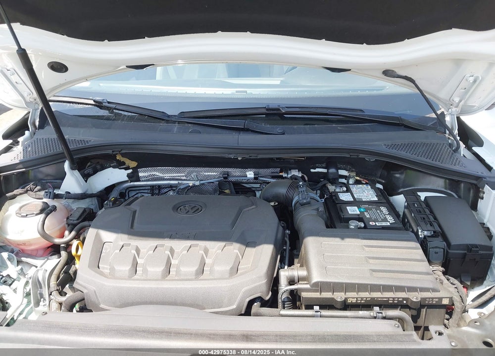 2020 VOLKSWAGEN TIGUAN VIN: 3VV2B7AX1LM101851