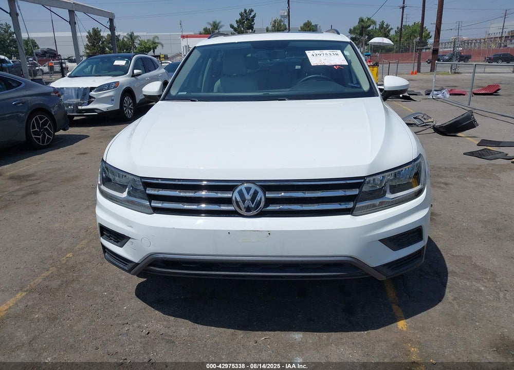 2020 VOLKSWAGEN TIGUAN VIN: 3VV2B7AX1LM101851