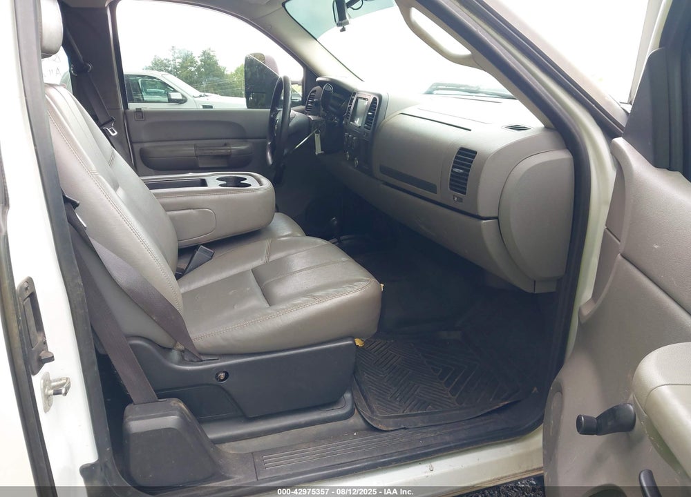 2007 CHEVROLET SILVERADO 2500HD WORK TRUCK VIN: 1GCHK29K57E595034