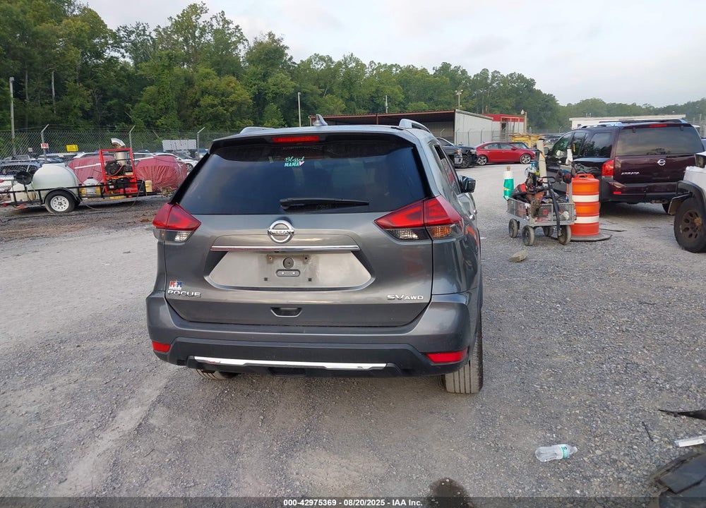 2018 NISSAN ROGUE VIN: 5N1AT2MV8JC705184