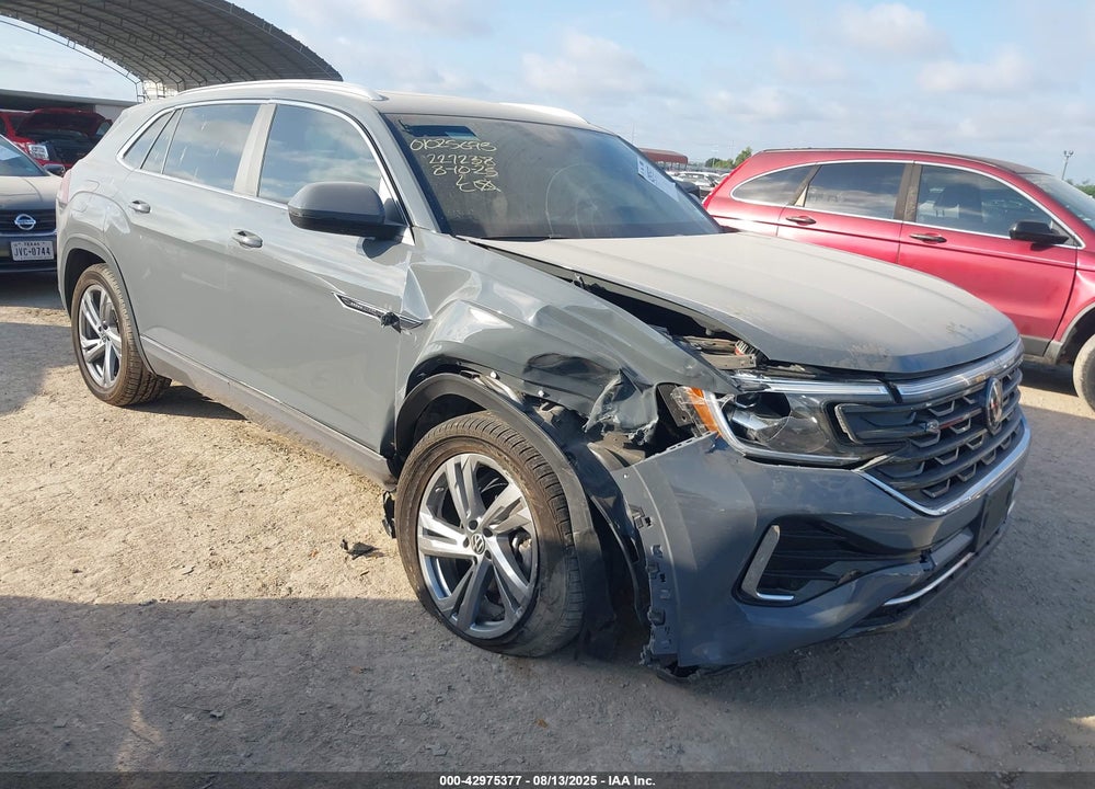 2024 VOLKSWAGEN ATLAS CROSS SPORT 2.0T SEL R-LINE VIN: 1V2AE2CA4RC227238