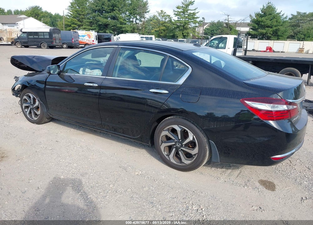 2016 HONDA ACCORD VIN: 1HGCR2F80GA016636