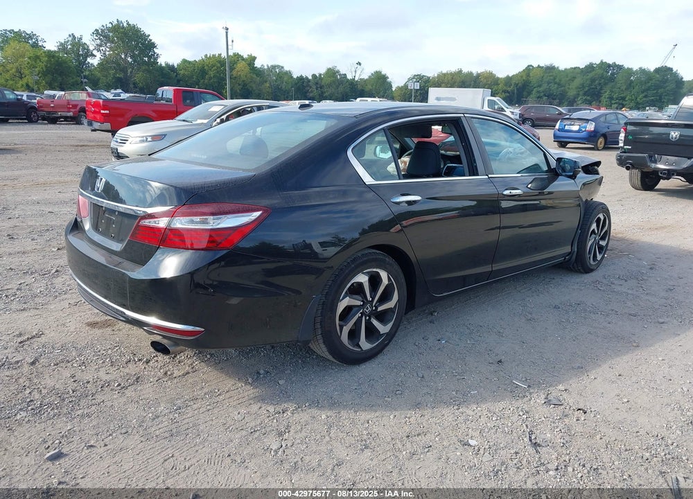 2016 HONDA ACCORD VIN: 1HGCR2F80GA016636
