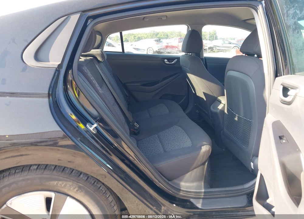 2018 HYUNDAI IONIQ HYBRID VIN: KMHC65LC3JU092029