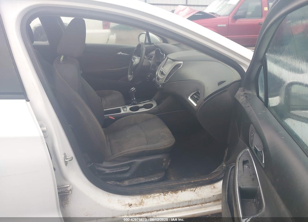2018 CHEVROLET CRUZE VIN: 1G1BC5SM2J7141764