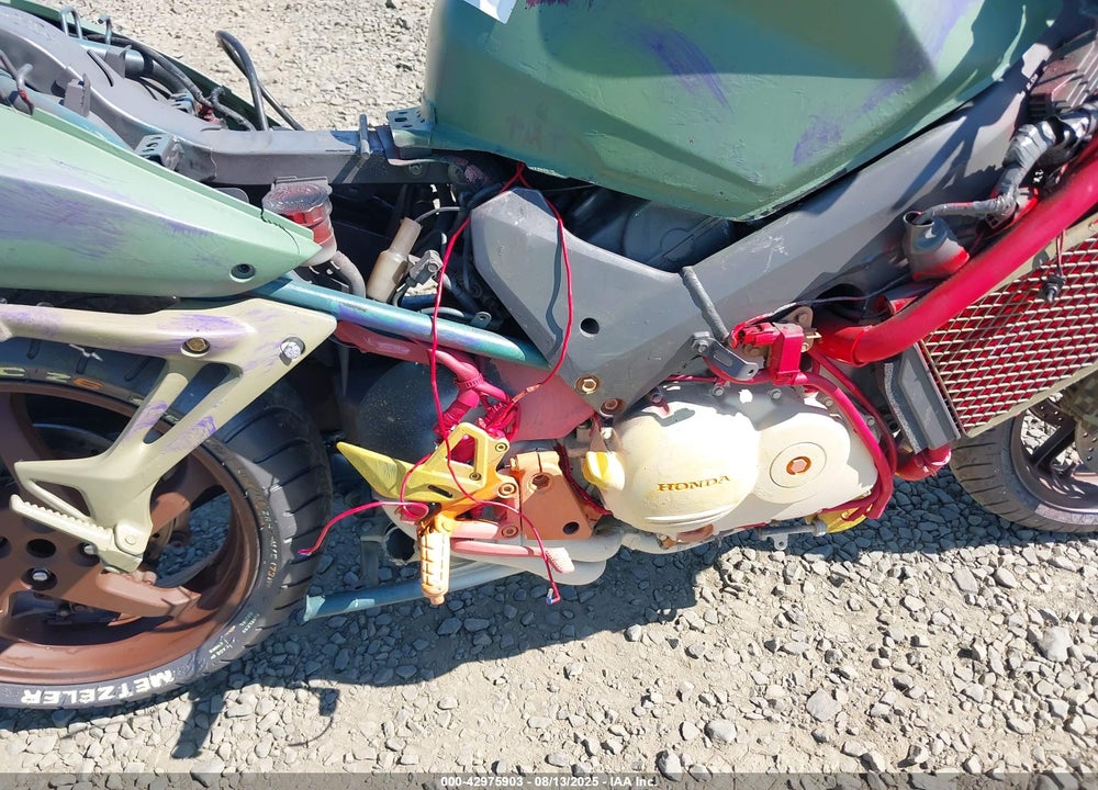 2003 HONDA VFR800 VIN: JH2RC46103M500993