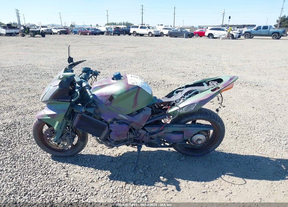 2003 HONDA VFR800 VIN: JH2RC46103M500993