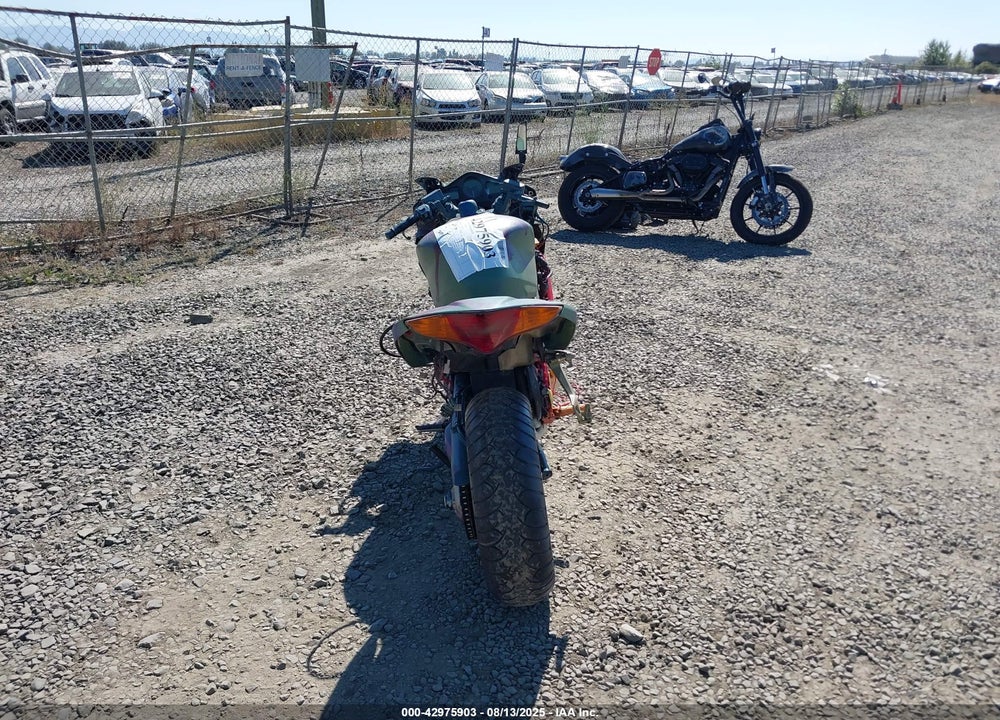 2003 HONDA VFR800 VIN: JH2RC46103M500993