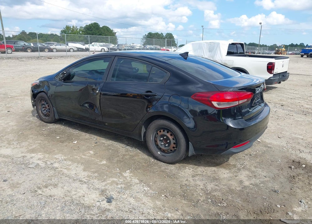 2017 KIA FORTE LX VIN: 3KPFK4A73HE069341