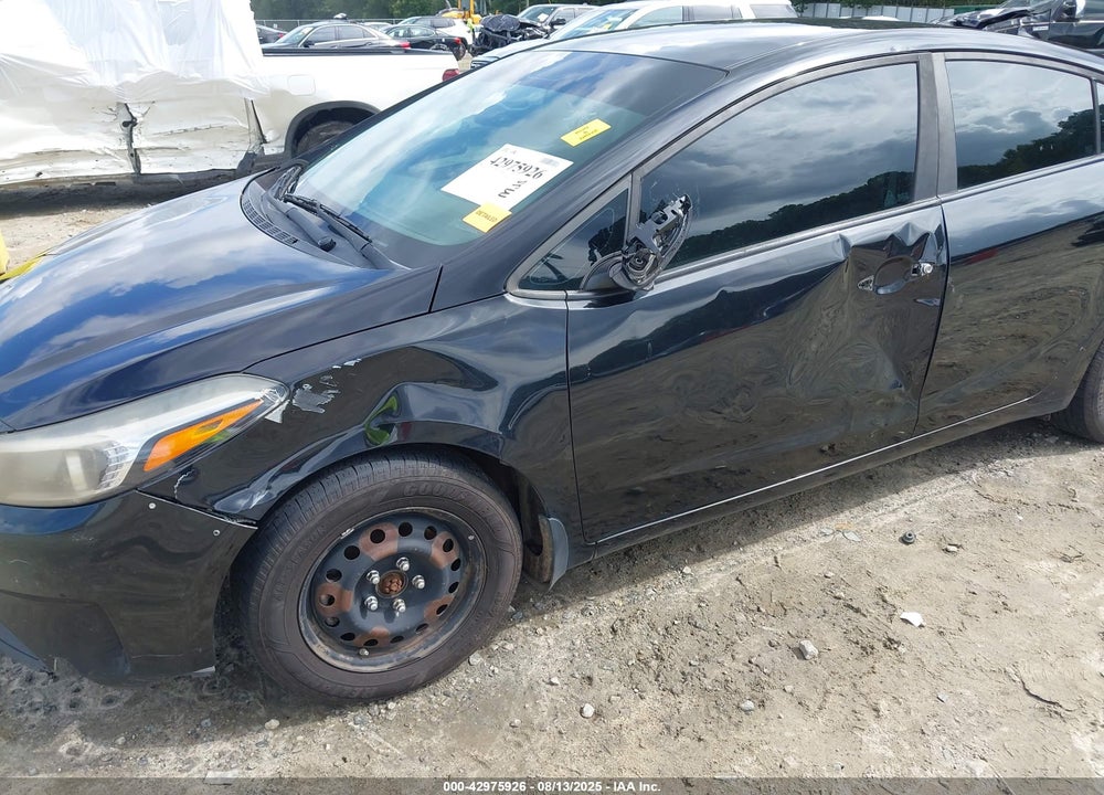2017 KIA FORTE LX VIN: 3KPFK4A73HE069341