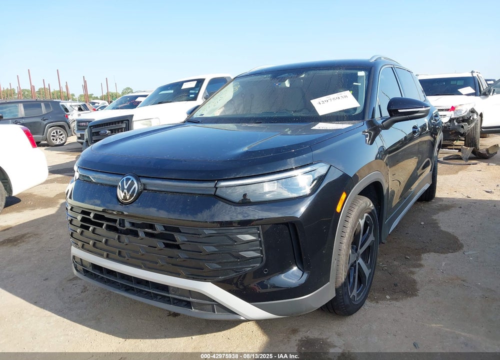 2025 VOLKSWAGEN TIGUAN VIN: 3VVFR7RM1SM014716