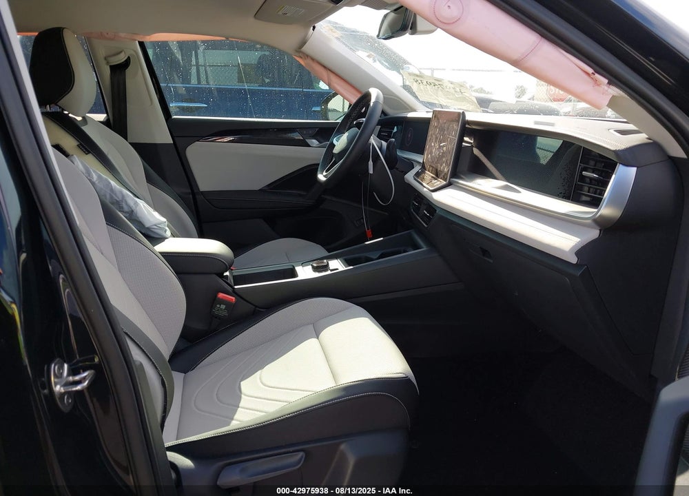 2025 VOLKSWAGEN TIGUAN VIN: 3VVFR7RM1SM014716