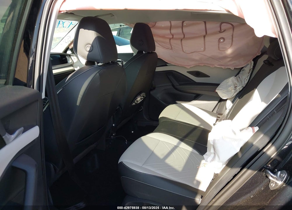 2025 VOLKSWAGEN TIGUAN VIN: 3VVFR7RM1SM014716