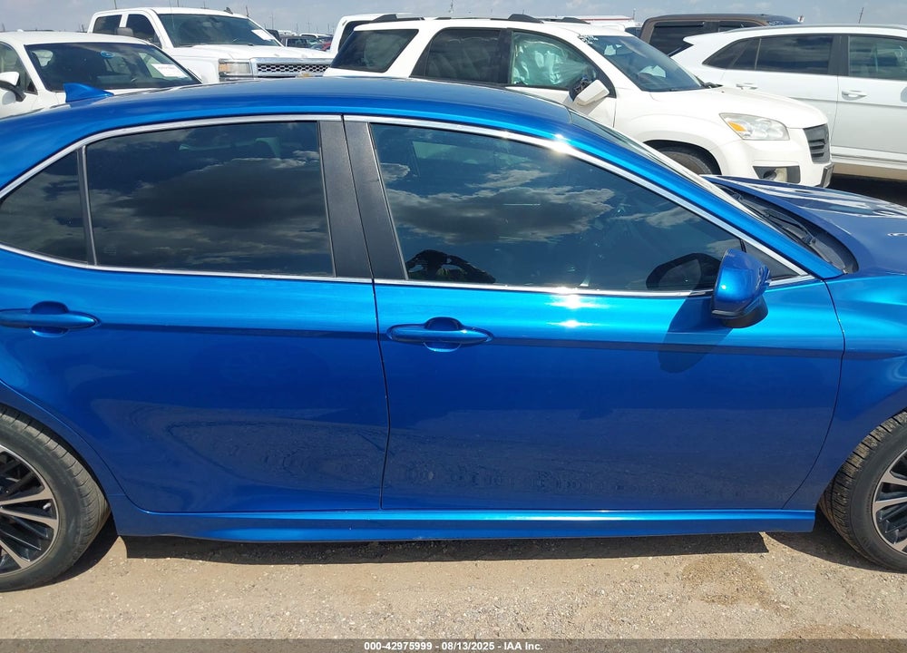 2019 TOYOTA CAMRY VIN: 4T1B11HK5KU295587