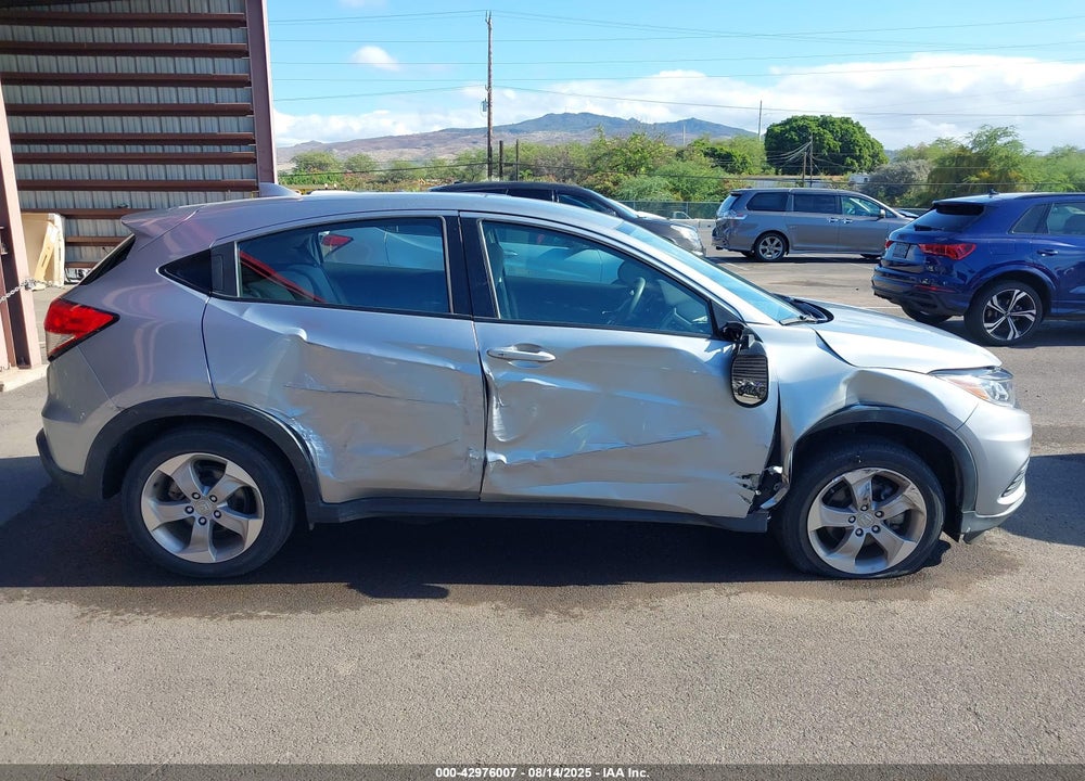 2019 HONDA HR-V VIN: 3CZRU5H38KG700168
