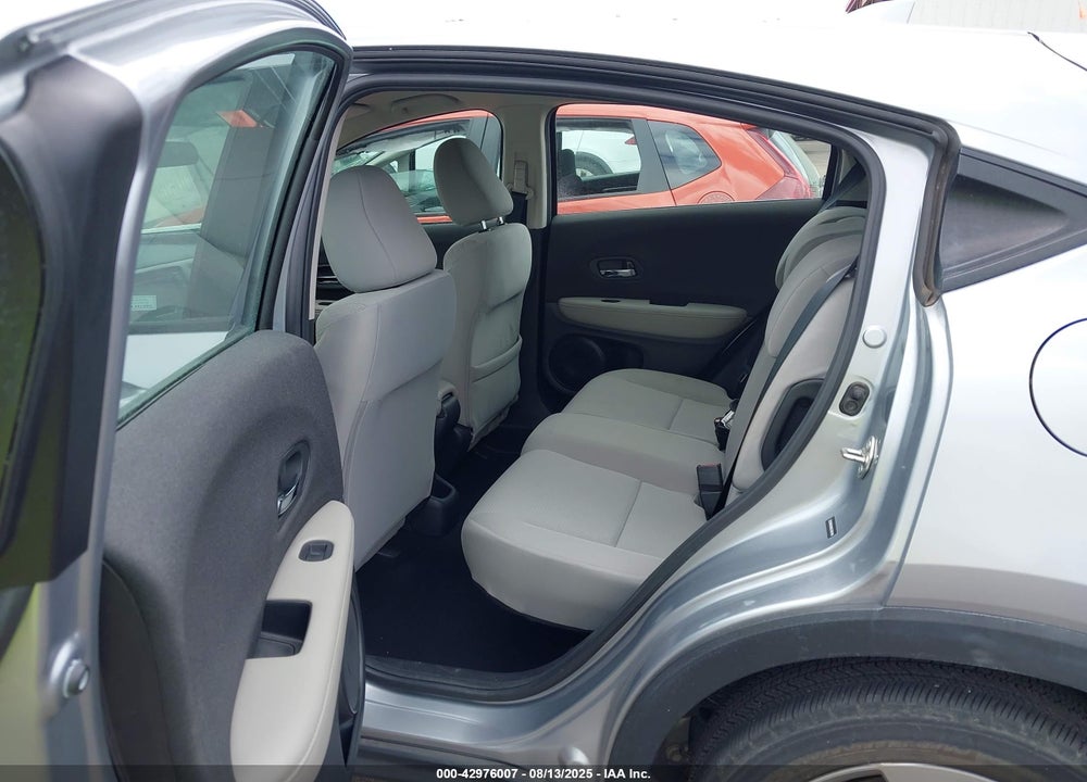 2019 HONDA HR-V VIN: 3CZRU5H38KG700168