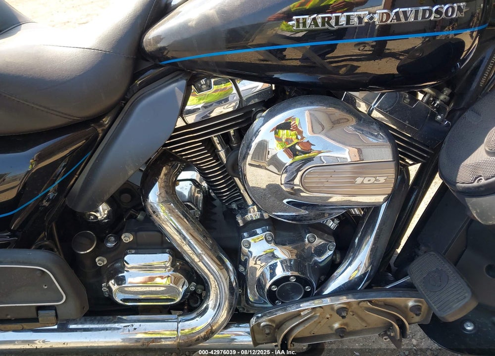 2014 HARLEY-DAVIDSON FLHTK ELECTRA GLIDE ULTRA LTD VIN: 1HD1KEL38EB624303