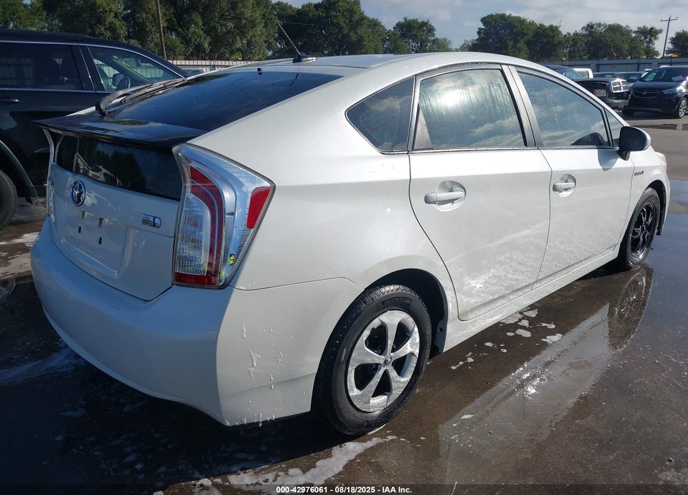 2015 TOYOTA PRIUS VIN: JTDKN3DU4F1928437