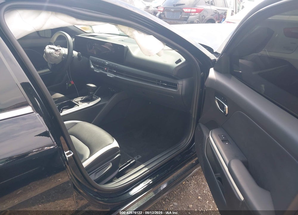 2025 KIA K4 VIN: 3KPFW4DE3SE123663