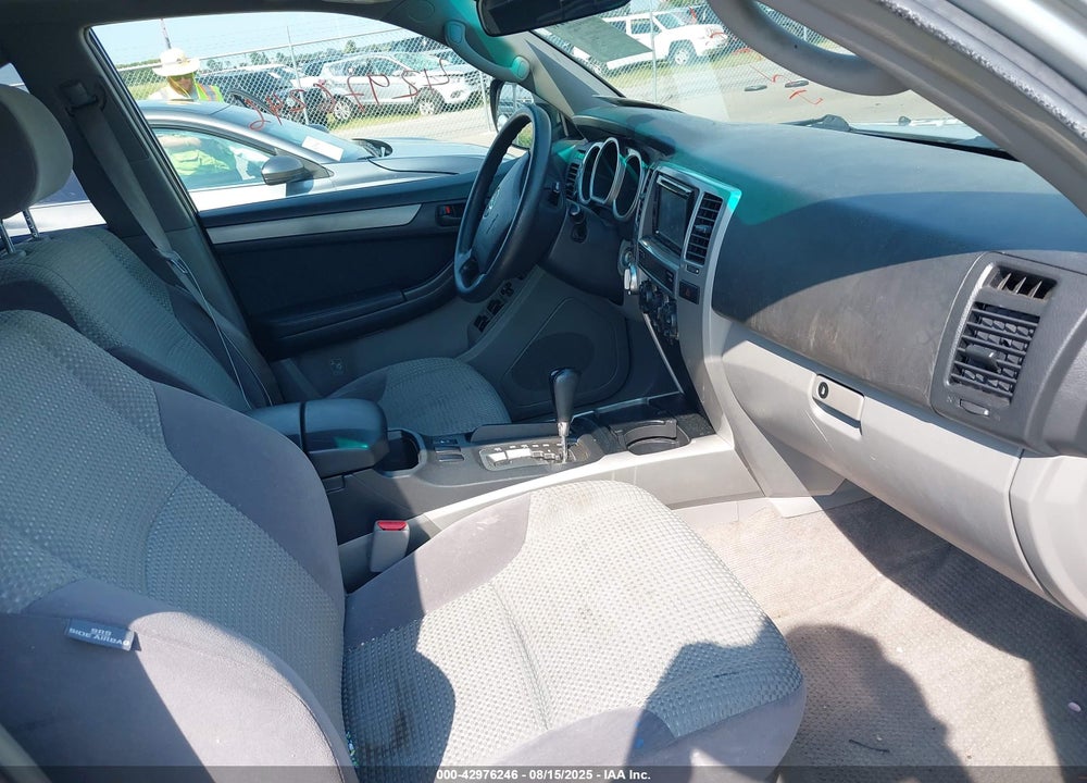 2005 TOYOTA 4RUNNER SR5 V6 VIN: JTEBU14R050073433
