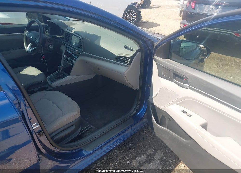 2020 HYUNDAI ELANTRA VIN: 5NPD84LF0LH541106