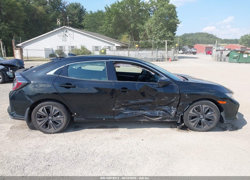 2018 HONDA CIVIC EX VIN: SHHFK7H57JU214580
